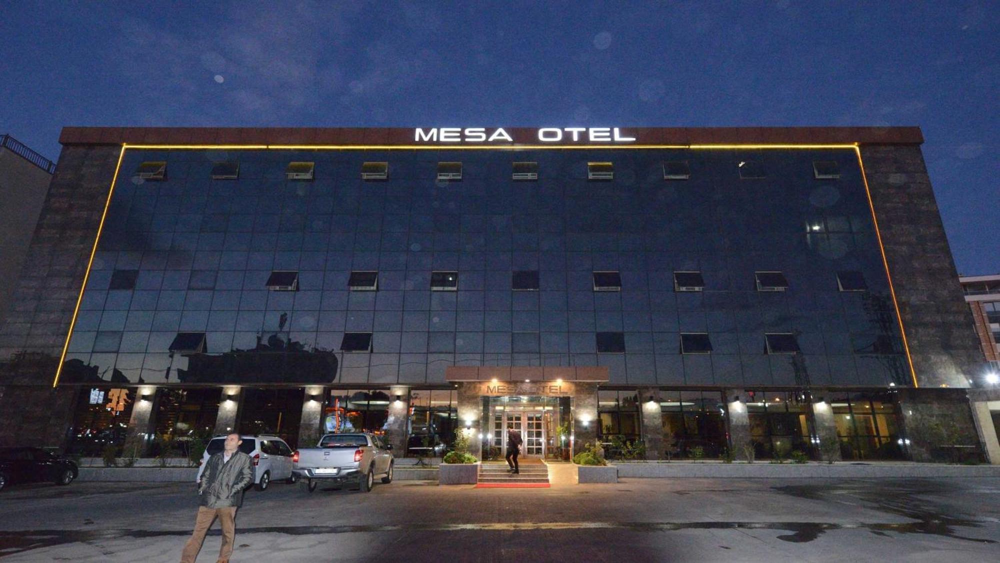 Mesa Hotel Batman Buitenkant foto